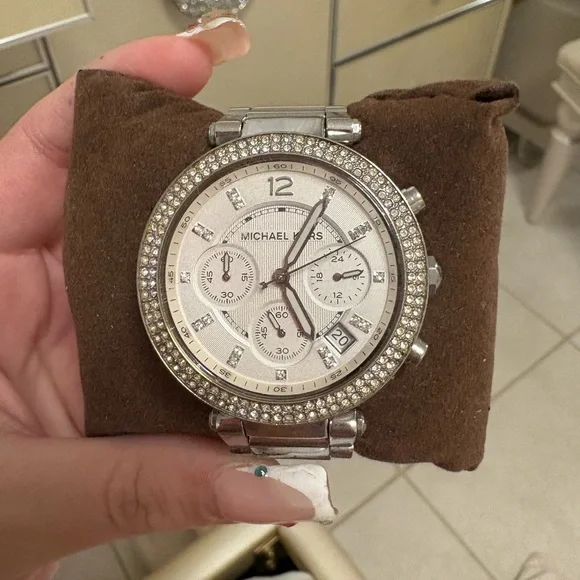 Michael Kors | Accessories | Michael Kors Silver And White  display picture 3